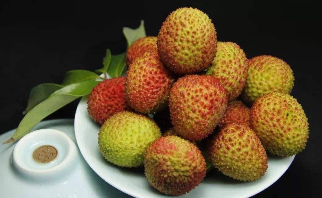vietnam-lychees
