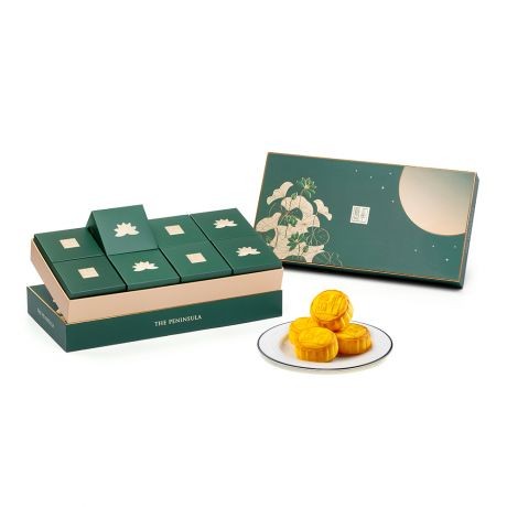 the-peninsula-mini-tea-flavoured-egg-custard-mokncakes