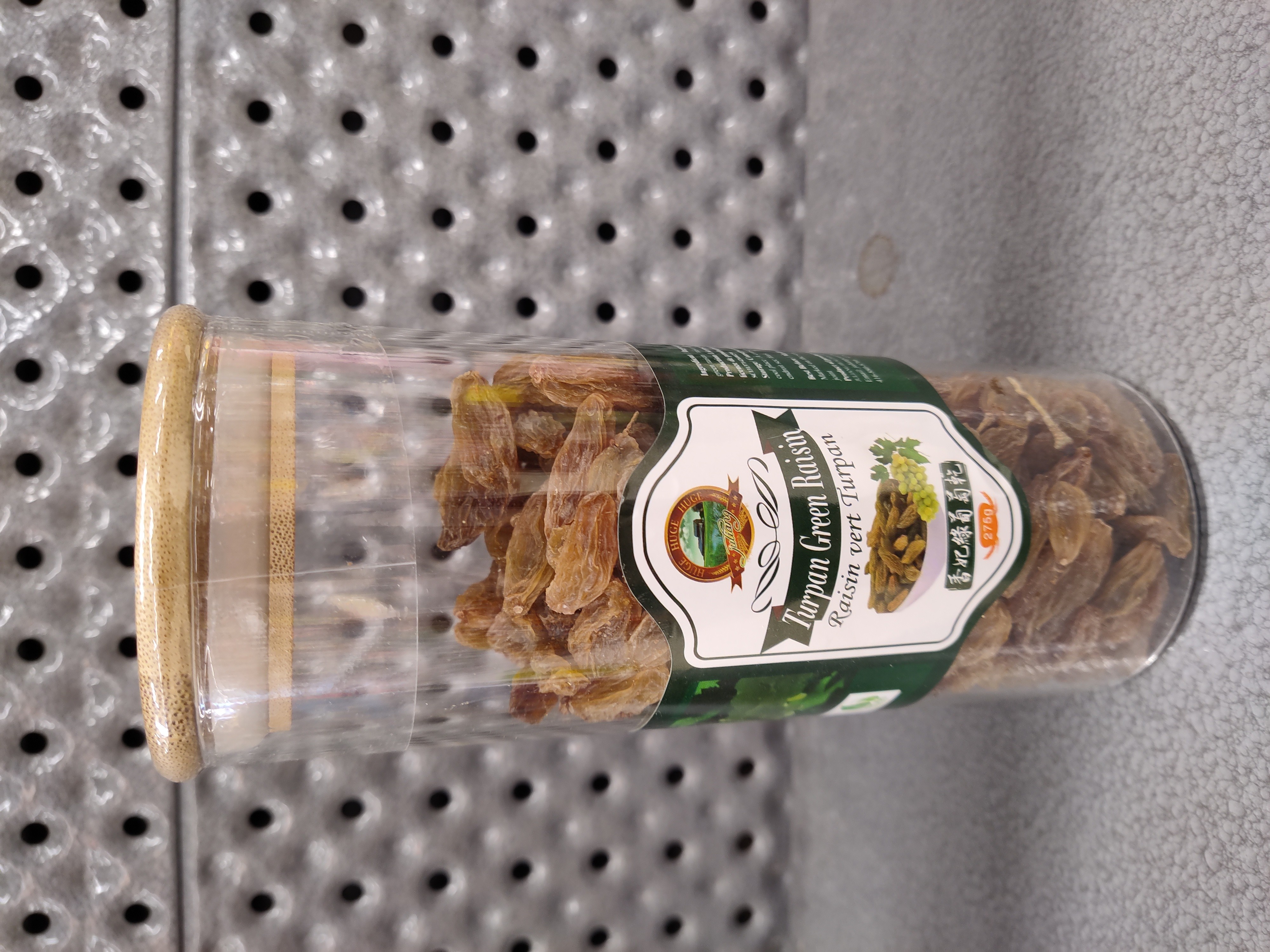 huge-amount-of-fragrant-princess-green-raisins