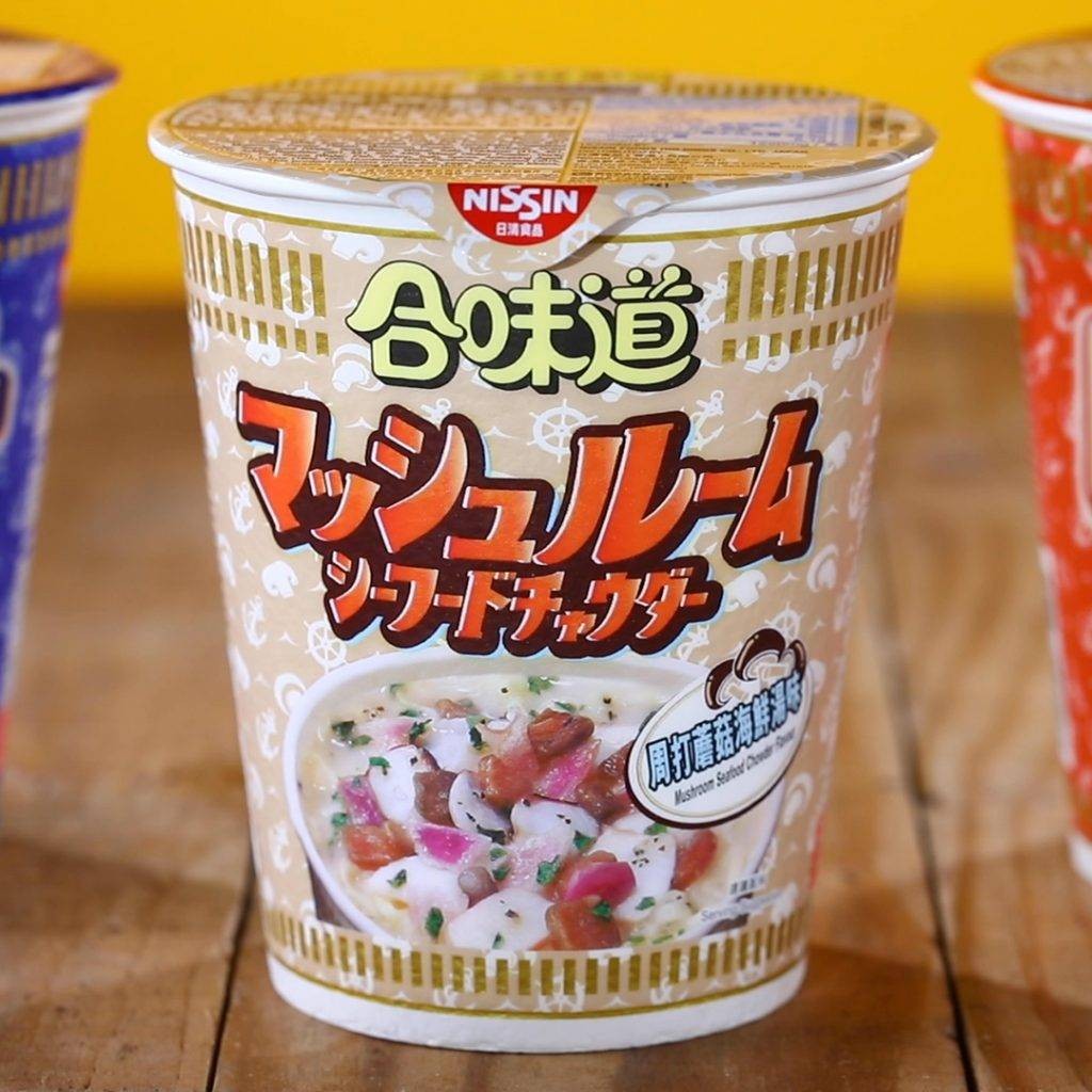 nissin-cup-noodles-mushroom-seafood-chowder