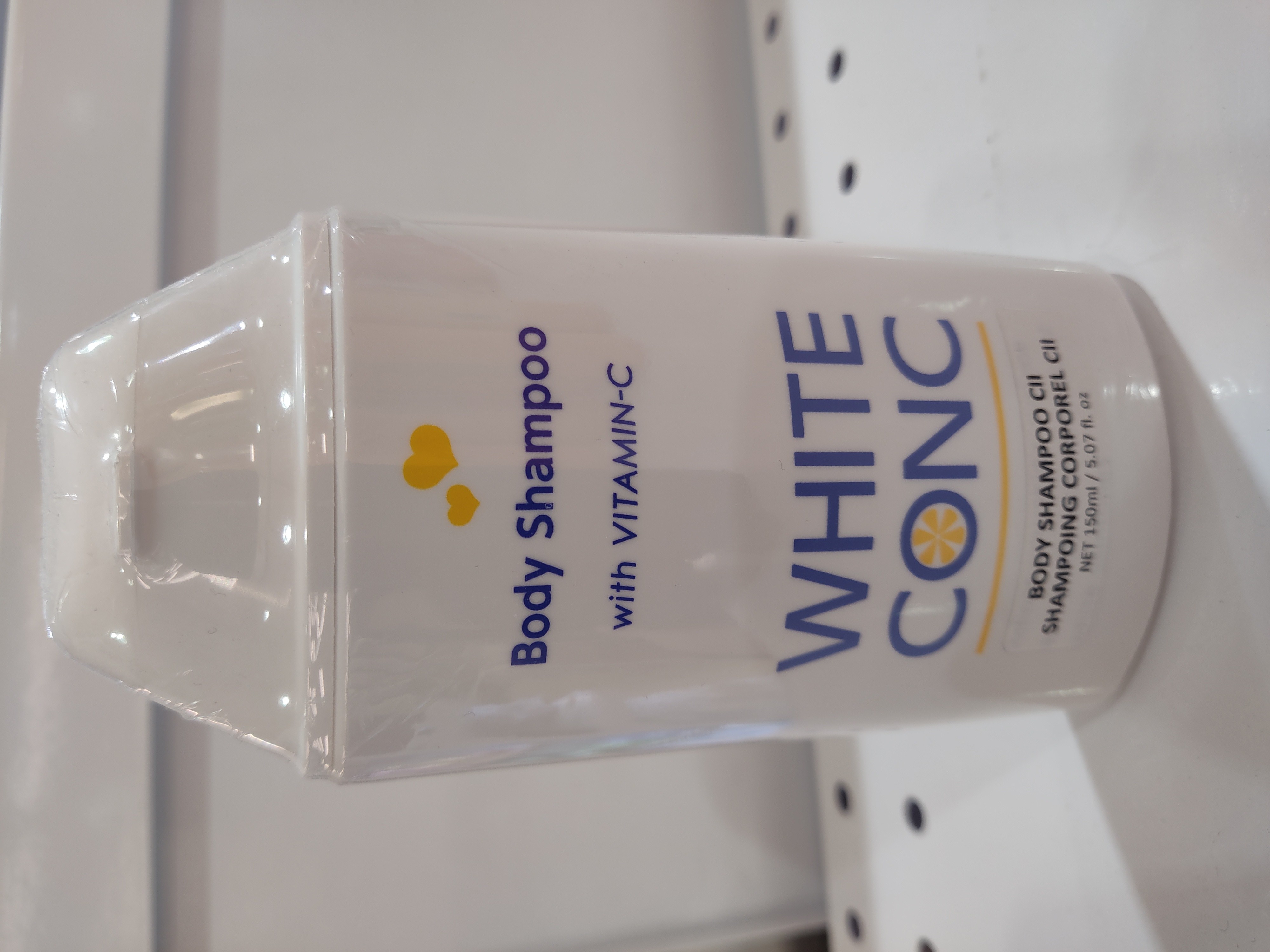 white-conc-vitamin-c-body-shampoo