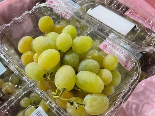 sweet-seedless-grapes-box
