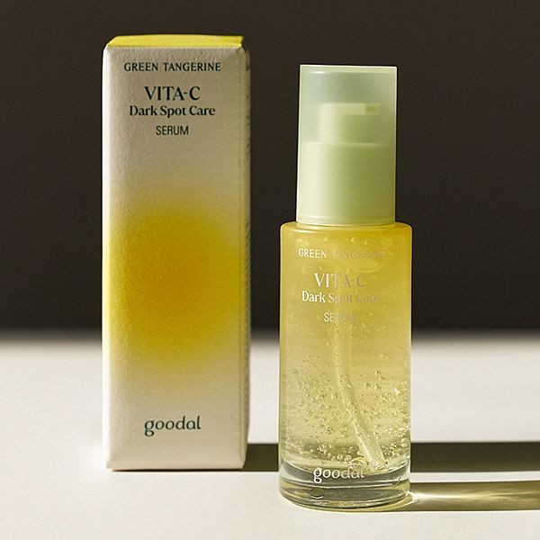 goodal-green-tangerine-vita-c-dark-spot-care-serum