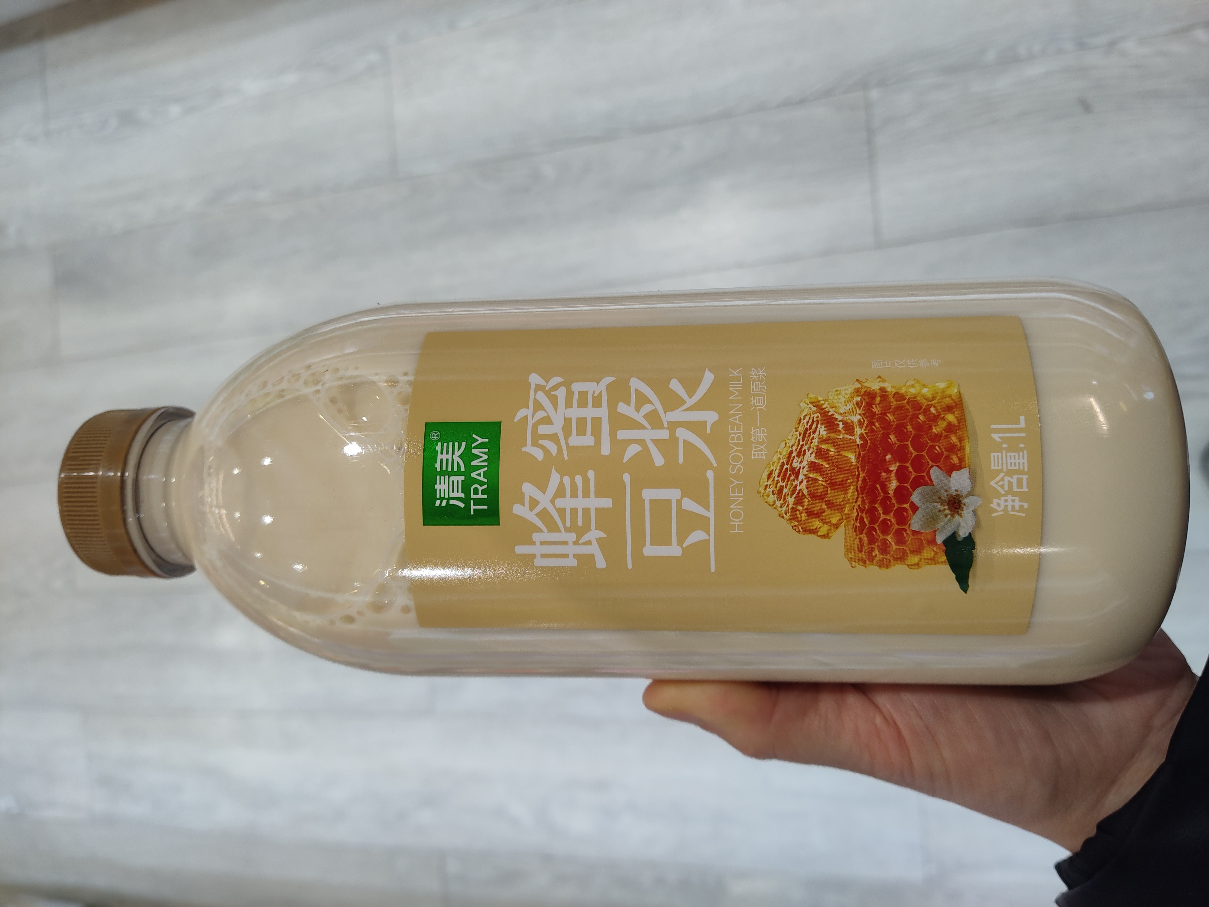 tramy-honey-soy-milk-beverage