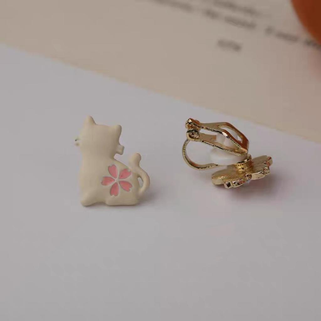 clips-sakura-and-cat-earrings