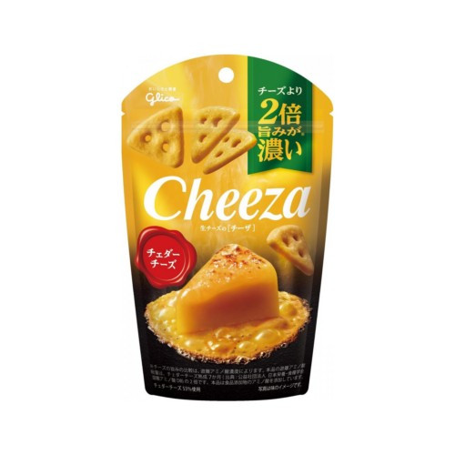 glico-triangular-shortbread-cheeza-2x-cheddar-cheese-flavor